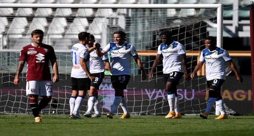 اتالانتا يستهل مشواره في الدوري الإيطالي بفوز مثير على تورينو